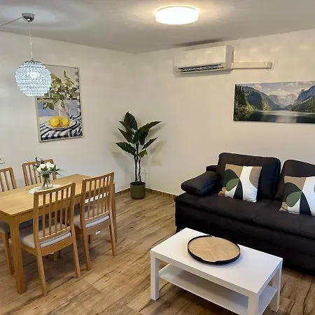 Apartmán Casa 1920 *